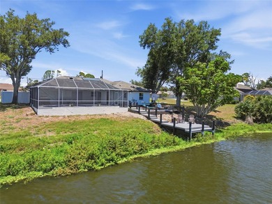 3 Bed | 2 Bath | 1,663 SqFt | 2-Car Garage | LAKEFRONT with - photo 38