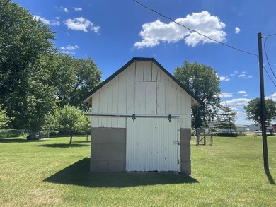 Can you say *Lake Life*? This rare Lake Puckaway property - photo 39