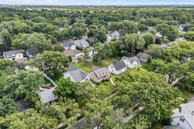 Charming Southwest full-dormer bungalow in the heart of - photo 42