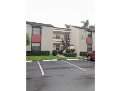 Lakes at Pembrokes Lakes Golf Club Condo Sale Pending in Pembroke Pines Florida