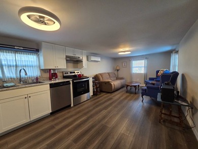 This 2 bed 1 bath home is located in The Park On 46th a 55+ - photo 4