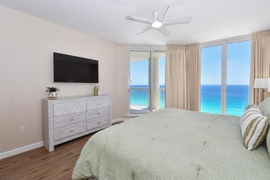 Beautiful 3 bedroom, 3 bath residence (with private parking spot - photo 12