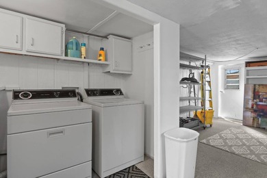 Move-in ready and fully furnished 2 bed, 2 bath home on a - photo 23