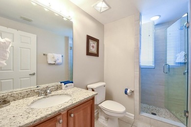 Beautiful 3 bedroom, 3 bath residence (with private parking spot - photo 25