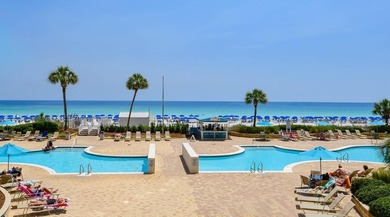 Beautiful 3 bedroom, 3 bath residence (with private parking spot - photo 35