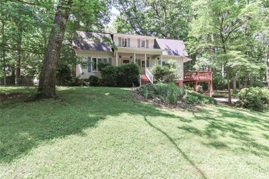 Lake Norman Home Active Under Contract in Mooresville North Carolina