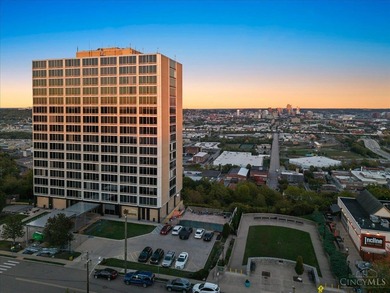 (private lake, pond, creek) Condo For Sale in Cincinnati Ohio