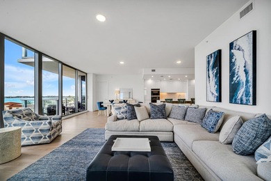 Exceptional, fully furnished 3bedroom, 3.5 bathroom residence at - photo 23