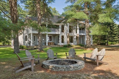 Experience the pinnacle of luxury living with this breathtaking - photo 4