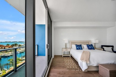 Exceptional, fully furnished 3bedroom, 3.5 bathroom residence at - photo 34