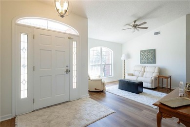 A rare combination of space, flexibility, and location just - photo 9