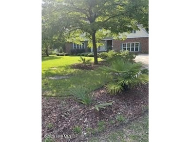 This lovely low-maintenance home features 4 BR, 2.5 baths, large - photo 3
