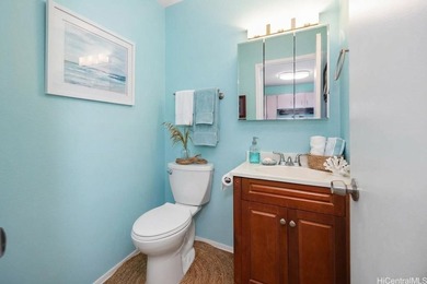 RARE PRIVATE YARD + BONUS 3RD BEDROOM/OFFICE NEAR THE BEACH Home - photo 12