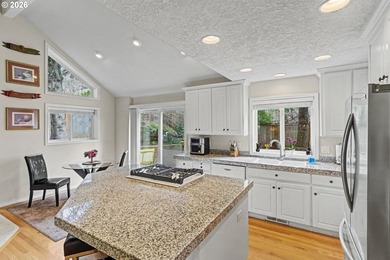 Welcome to this spacious and inviting 4 bed/ 2.5 bath home - photo 15
