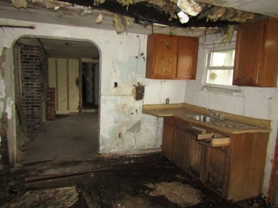 Great opportunity in East Allegheny!! Perfect investment - photo 23