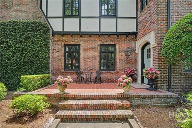 They don't build them like this anymore, and honestly, they - photo 4