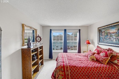 Welcome to this spacious and inviting 4 bed/ 2.5 bath home - photo 38