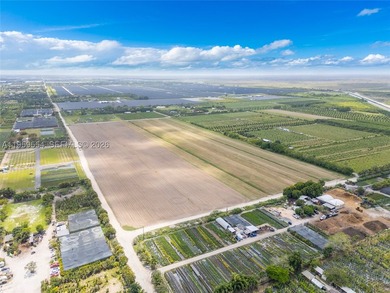 A 40 acre opportunity is knocking on your door. These large - photo 5