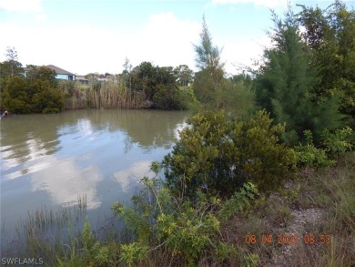 Cape Coral Lakes Area Lot For Sale in Cape Coral Florida