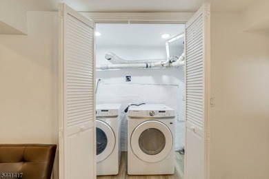 Beautifully updated 3-bedroom home offering a bright - photo 11