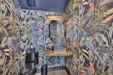 Behind the gates of Fort Lauderdale's best-kept secret sits a - photo 21