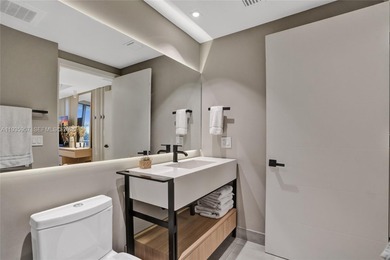 Bring your Toothbrush! Turn-key Furnished. Like-new Absolutely