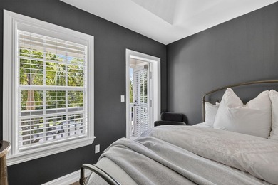Behind the gates of Fort Lauderdale's best-kept secret sits a - photo 30