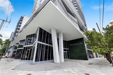 Bring your Toothbrush! Turn-key Furnished. Like-new Absolutely