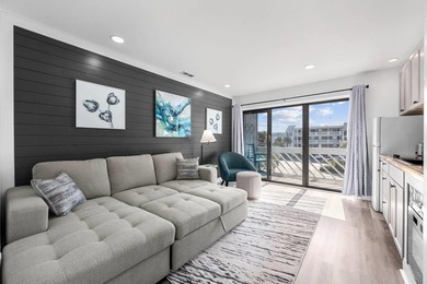 Turnkey and fully renovated 1 bedroom, 1 bath condo located in - photo 14