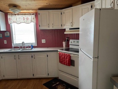 BEAUTIFUL LAKEFRONT HOME WITH PRIVATE DOCK FOR YOUR BOATING AND - photo 18