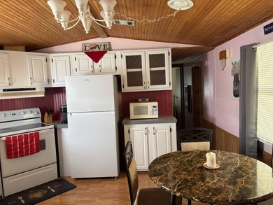 BEAUTIFUL LAKEFRONT HOME WITH PRIVATE DOCK FOR YOUR BOATING AND - photo 19