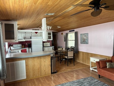 BEAUTIFUL LAKEFRONT HOME WITH PRIVATE DOCK FOR YOUR BOATING AND - photo 20