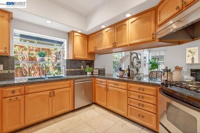 A rare opportunity in Parkmont awaits! A Mediterranean Oasis - photo 23