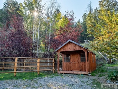 Nestled against the base of the hillside with an expansive view - photo 26