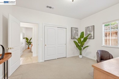 A rare opportunity in Parkmont awaits! A Mediterranean Oasis - photo 30