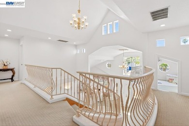 A rare opportunity in Parkmont awaits! A Mediterranean Oasis - photo 32