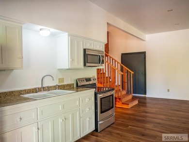 Nestled against the base of the hillside with an expansive view - photo 32
