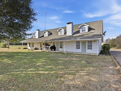 Prime investment opportunity in Kemp,TX! This 12-unit apartment - photo 4