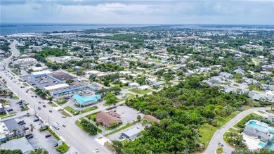 Don't miss this well-located 2-bedroom, 2-bathroom home just - photo 35