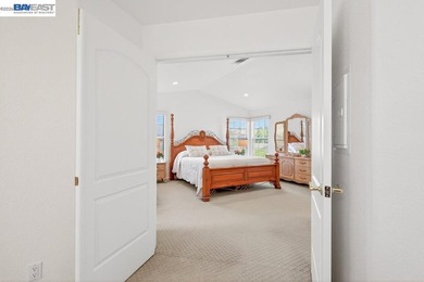 A rare opportunity in Parkmont awaits! A Mediterranean Oasis - photo 38