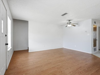 Prime investment opportunity in Kemp,TX! This 12-unit apartment - photo 10