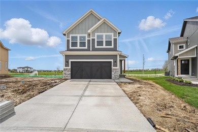 (private lake, pond, creek) Home Sale Pending in Blue Springs Missouri