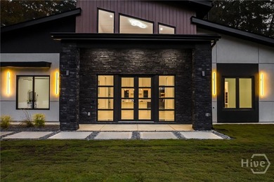 Additional listing photo 4