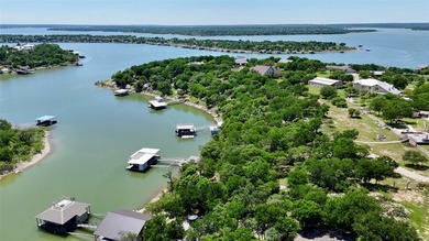 Beautifully remodeled lakefront home at 2007 Deepwater Rd. in - photo 1