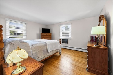 Lovely Webster Split-Level! This beautifully maintained home - photo 13