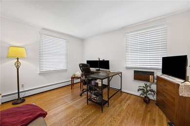Lovely Webster Split-Level! This beautifully maintained home - photo 18