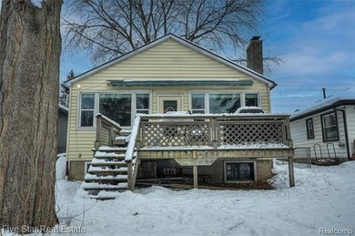 Lake Home For Sale in Commerce Twp, Michigan