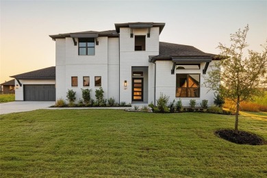 Lake Ray Hubbard Home For Sale in Heath Texas