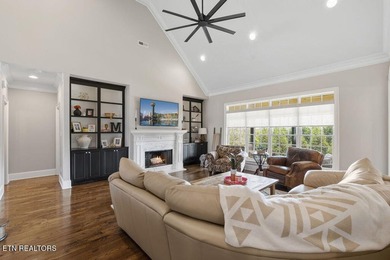 MULTI-GENERATIONAL LIVING AT ITS FINEST! Looking for custom home - photo 18