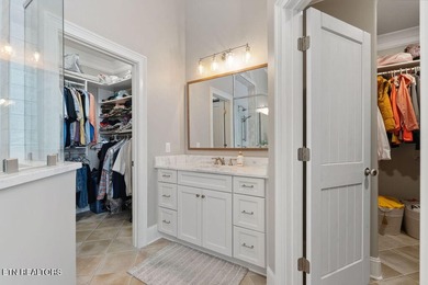 MULTI-GENERATIONAL LIVING AT ITS FINEST! Looking for custom home - photo 25